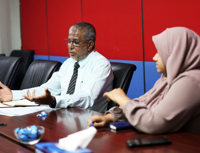 ޕީސީބީގެ ރައީސްކަމަށް ނިޒާރަށް މަޖިލީހުން ރުހުން ދީފި