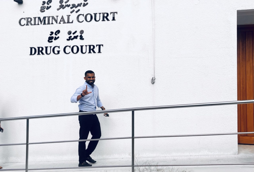 މިނިސްޓަރު އިހުސާނު ހިންގަވާ ކޮރަޕްޝަނުގެ އަމަލުތައް ޝަމްއާނުގެ ދުލުން