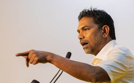 ޑިމޮކްރަސީ ރާއްޖެއަށް ގެނައުމަށް މުއިއްޒުގެ ގައިން އޮހޮރުނު ދަލެއް ނުހުންނާނެ: ޝިއްޕެ