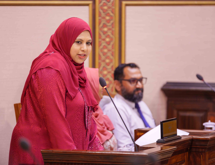 މުންނާރަށް ފަރުވާ ނުދެވެނީ ރަނގަޅު ކޮލިޓީގެ އުވަ ނުލިބޭތީ: ހީނާ