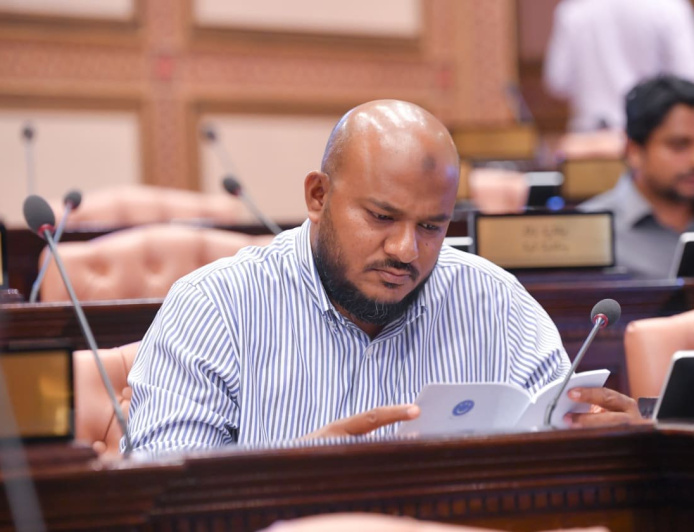 ފެކްޓް ޗެކް: ބޭސްފިހާރަތަކުން ބޭހެއް ނުލިބޭ!