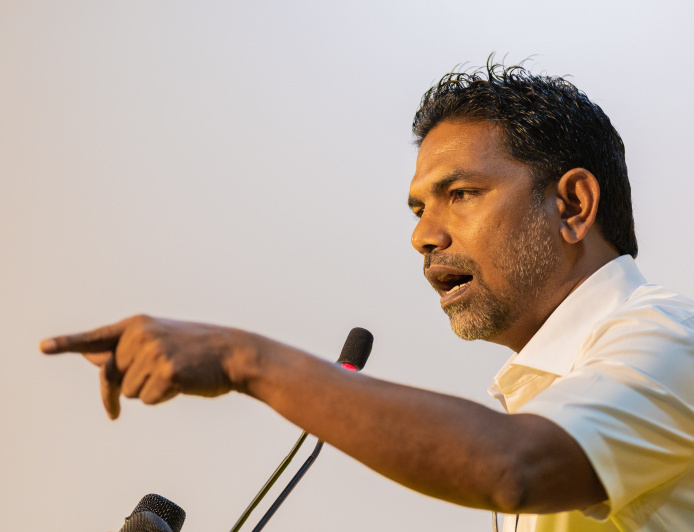 ޑިމޮކްރަސީ ރާއްޖެއަށް ގެނައުމަށް މުއިއްޒުގެ ގައިން އޮހޮރުނު ދަލެއް ނުހުންނާނެ: ޝިއްޕެ
