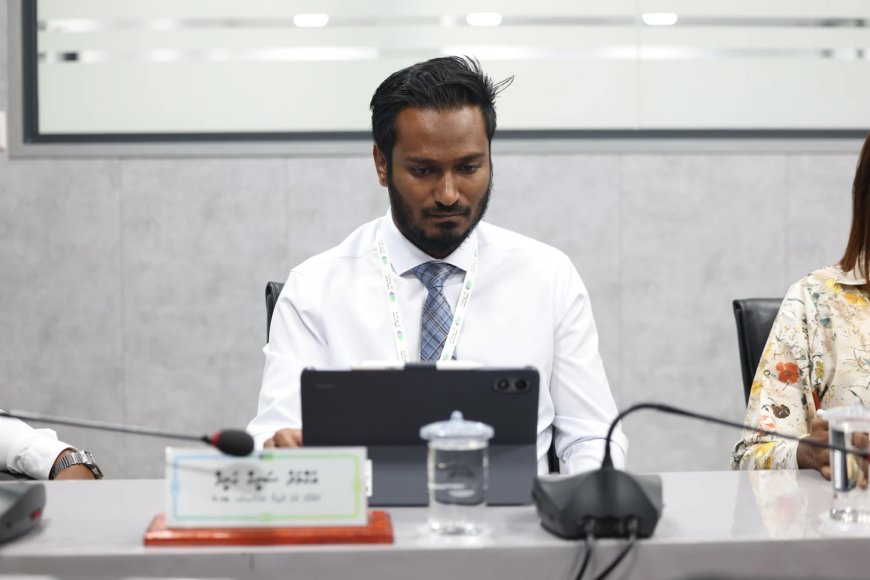 ފާޑުކިޔުންތައް އަމާޒުވާން ފެށުމުން އޮޑިޓު ކޮމިޓީން ސަނީހު އިސްތިއުފާ ދީފި