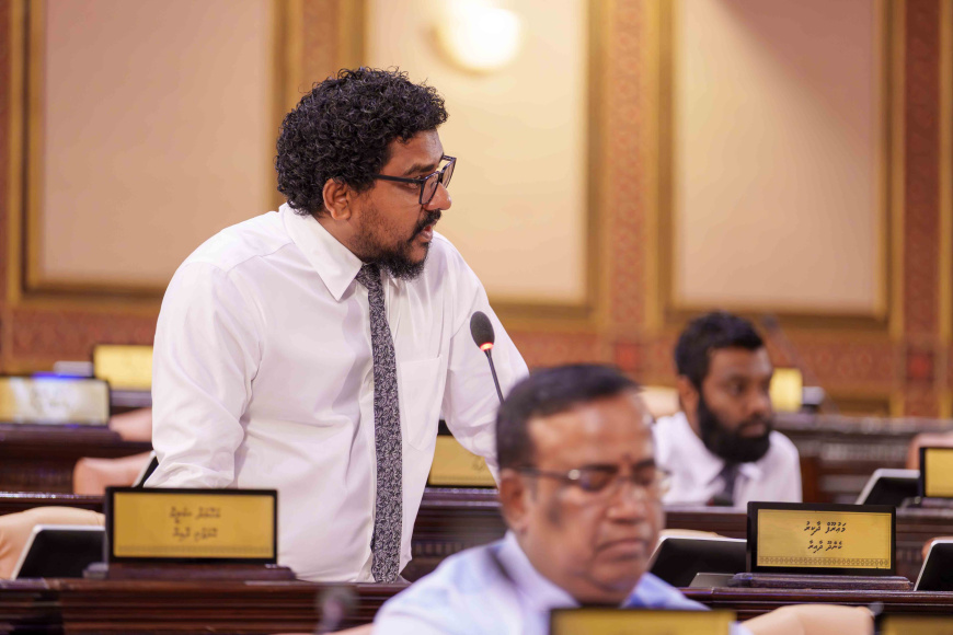 މި ސަރުކާރުން މަސައްކަތްތެރިން ދެކެނީ ހިފައި ގެންގުޅޭ މުދަލުގެ ގޮތުގައި: މަޓޭ