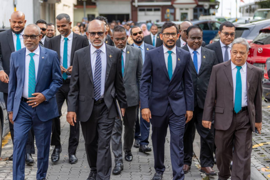 މަސައްކަތެއް ނުކޮށް ބޮޑު މުސާރަ ނަގާތާ ދެ ހަފްތާ ފަހުން މަޖިލީހުގެ ޖަލްސާއެއް މާދަމާ